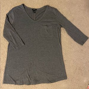 Gray 3/4 length sleeve shirt